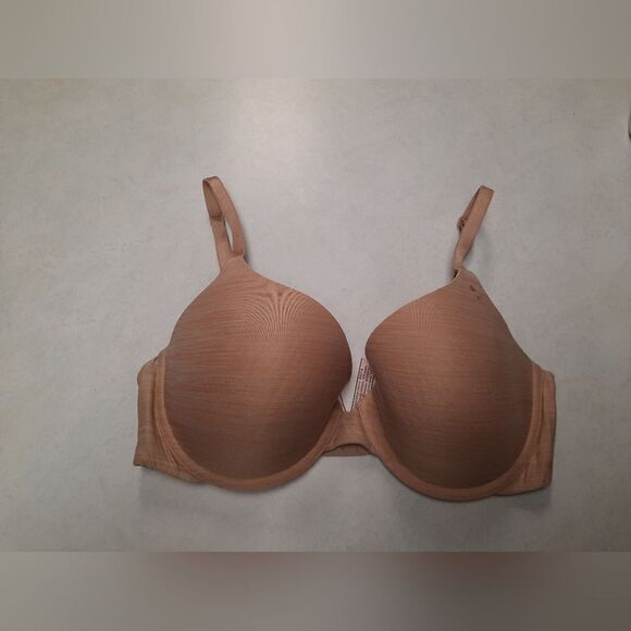 Victorias Secret Uplift Semi Demi 34DD Beige - Picture 1 of 3